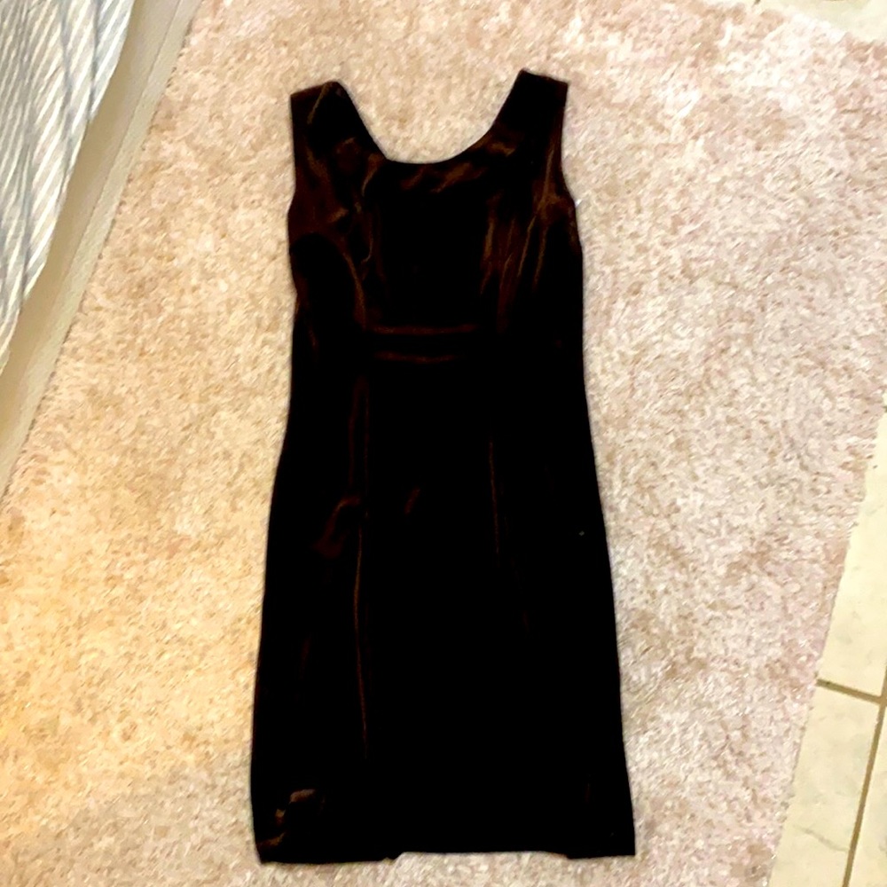 Dress . (Velvet material)